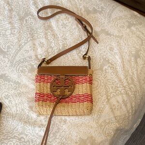 Tory Burch Straw Crossbody Bag in Natural and Red